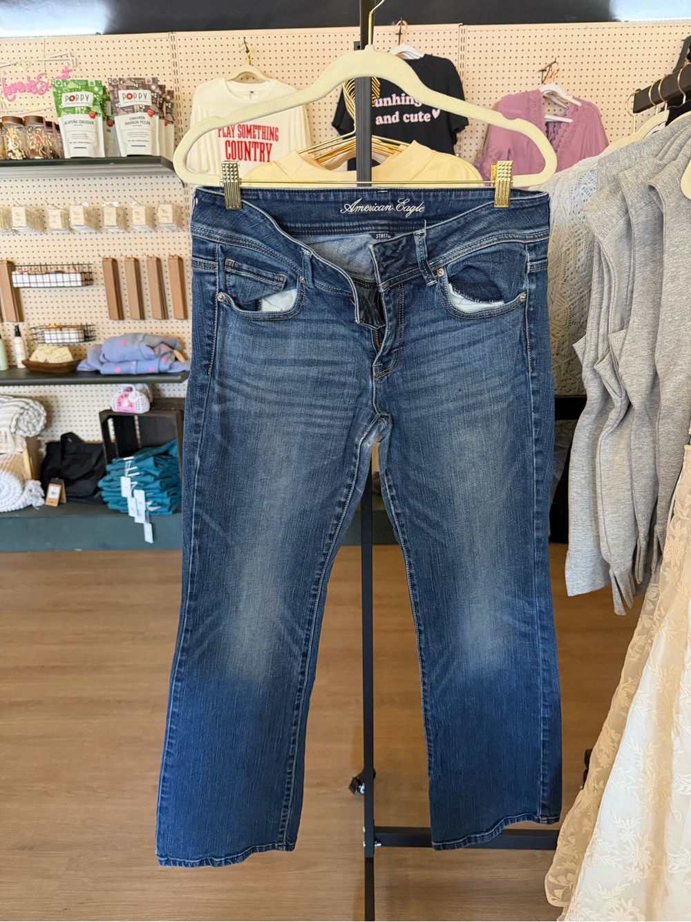 American Eagle Outfitters Women’s Mid-Rise Bootcut Blue Denim Jeans (BOX 6)